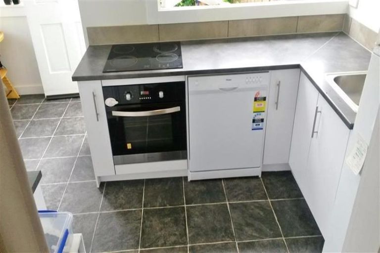 Photo of property in 17 Preston Avenue, Mount Albert, Auckland, 1025