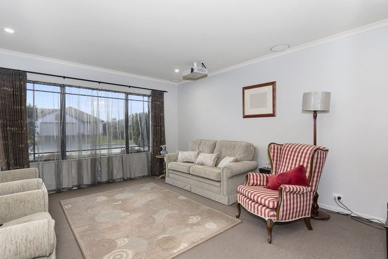 Photo of property in 45 Callum Brae Drive, Rototuna, Hamilton, 3210