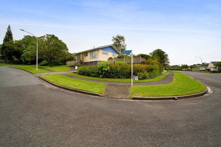 Photo of property in 2 Newlyn Place, Welbourn, New Plymouth, 4312