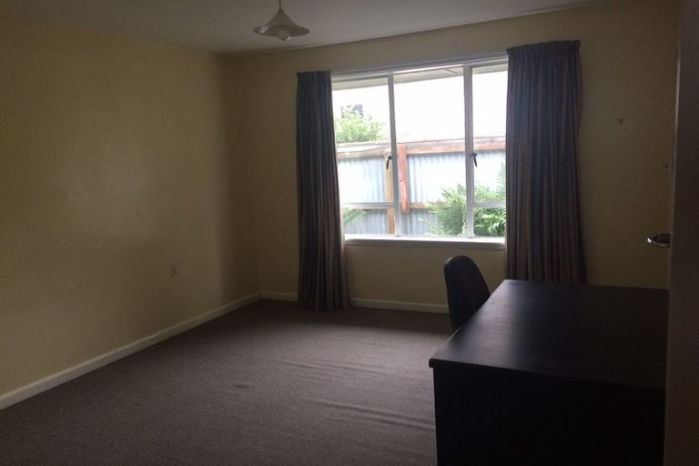 Photo of property in 118 Totara Street, Riccarton, Christchurch, 8041