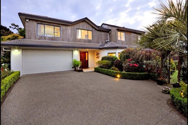 Photo of property in 2 Rimu Rise, Albany, Auckland, 0632