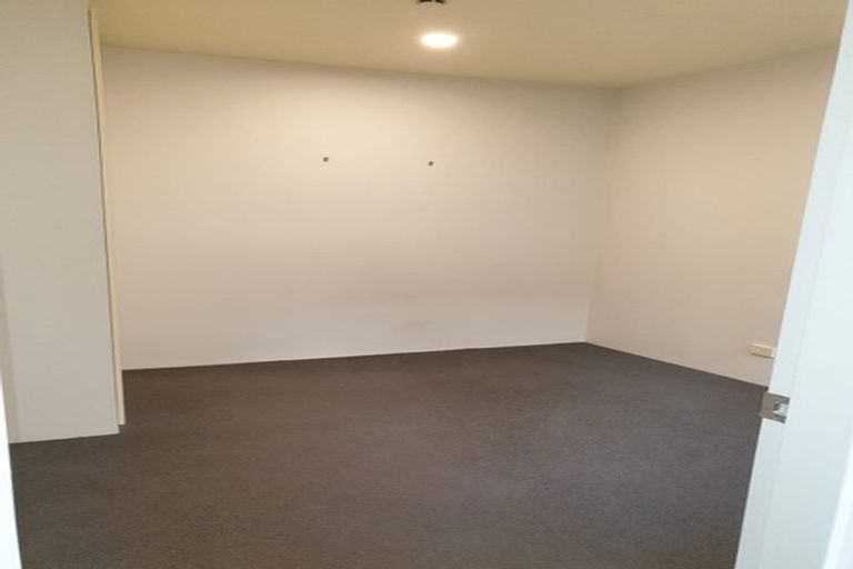 Photo of property in Sirocco Apartments, 606/8 Church Street, Wellington Central, Wellington, 6011