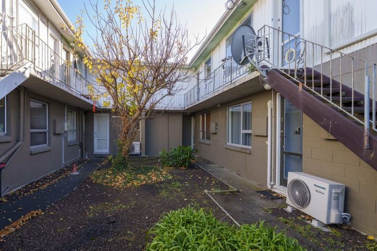 Photo of property in 7/73 Clare Road, St Albans, Christchurch, 8014