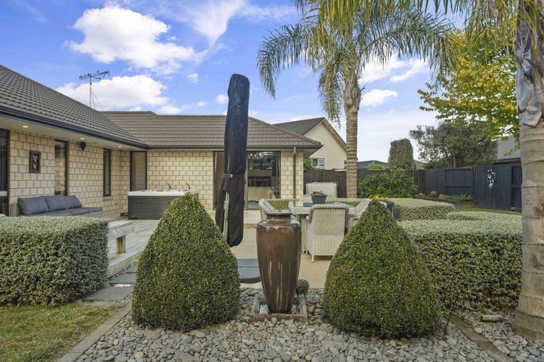 Photo of property in 15 Honiss Place, Cambridge, 3434