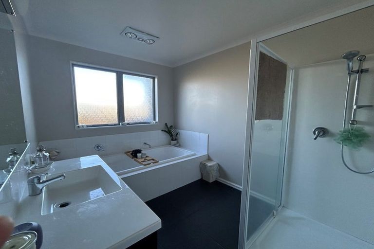 Photo of property in 31 Kahurangi Heights, Aotea, Porirua, 5024