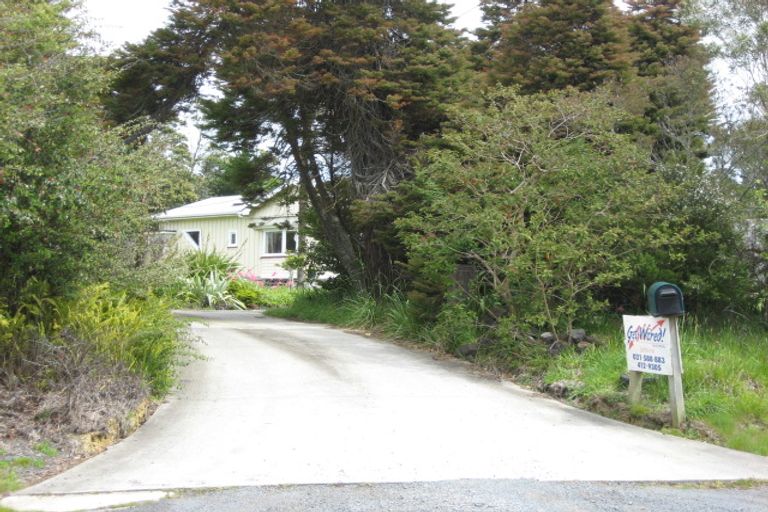 Photo of property in 623 State Highway 16, Kumeu, 0891