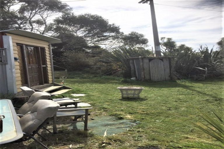 Photo of property in 1342 Coast Road, Toko Mouth, Milton, 9292