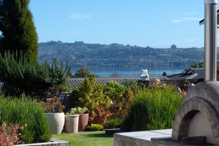 Photo of property in 58 Hyde Avenue, Richmond Heights, Taupo, 3330