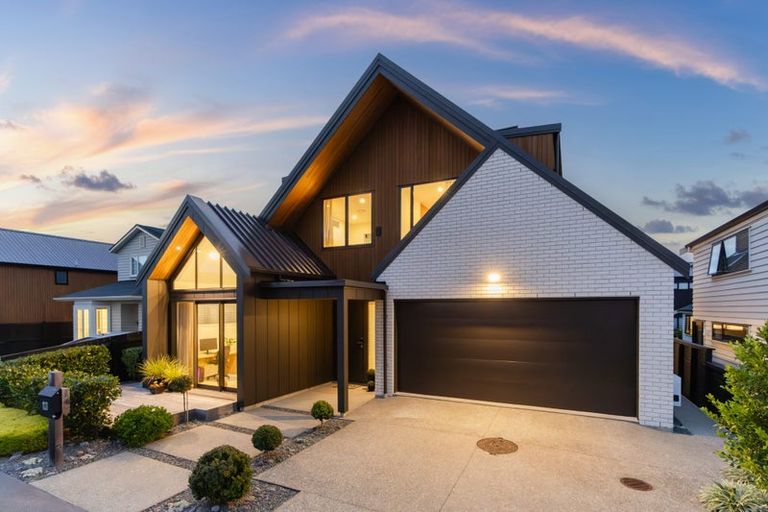 Photo of property in 13 Keel Street, Long Bay, Auckland, 0630