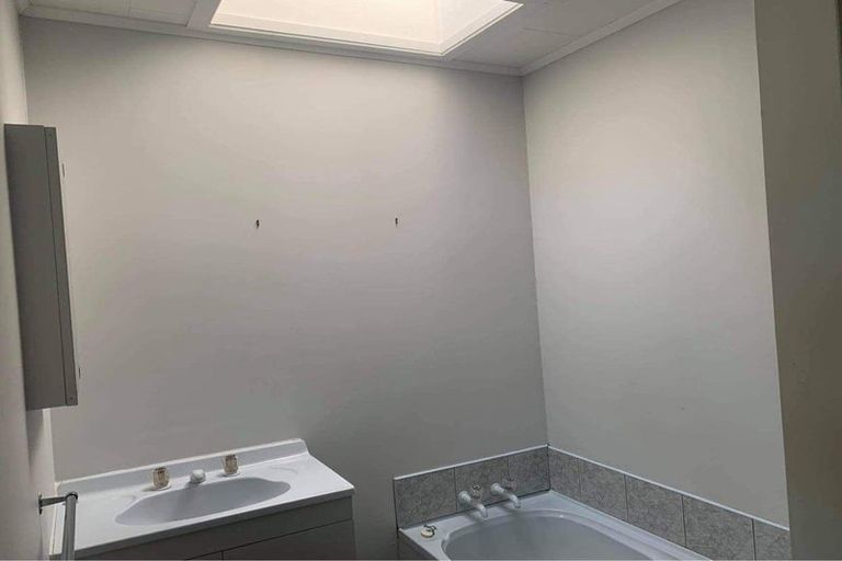 Photo of property in 110 Kelvin Grove Road, Kelvin Grove, Palmerston North, 4414