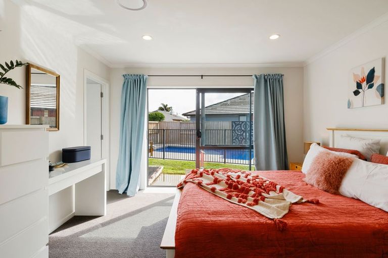 Photo of property in 24 Sirius Crescent, Rototuna North, Hamilton, 3210