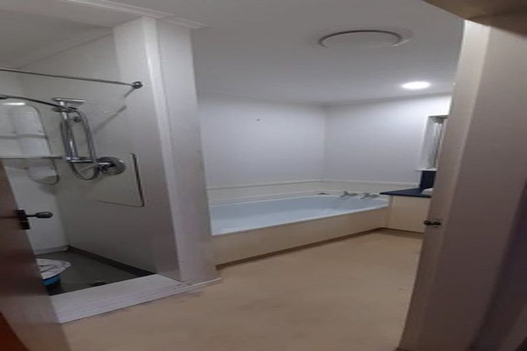 Photo of property in 22 Indiana Grove, Totara Park, Upper Hutt, 5018