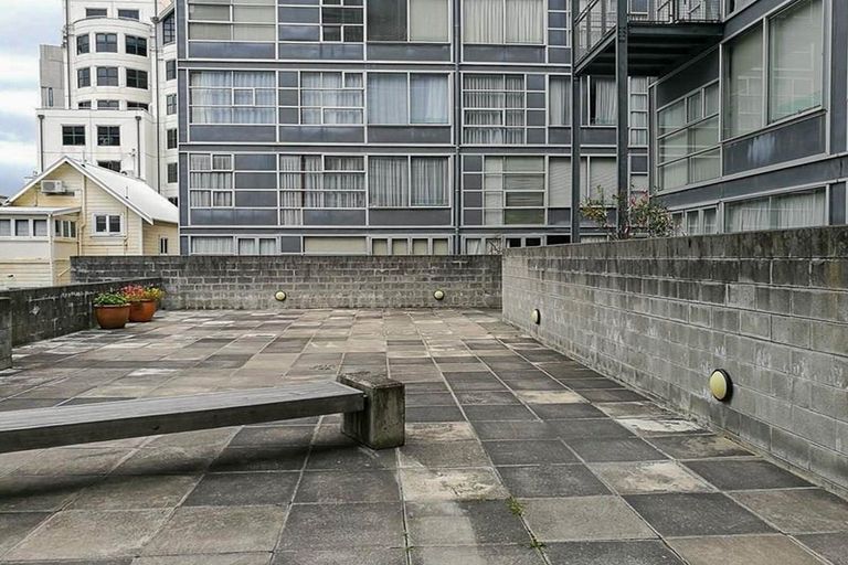 Photo of property in St Pauls Apartments, 81/43 Mulgrave Street, Thorndon, Wellington, 6011