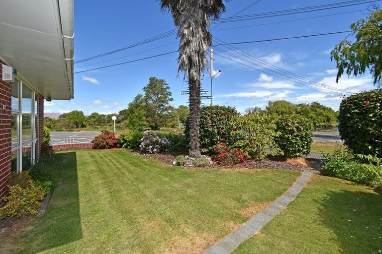 Photo of property in 87 Banks Avenue, Dallington, Christchurch, 8061