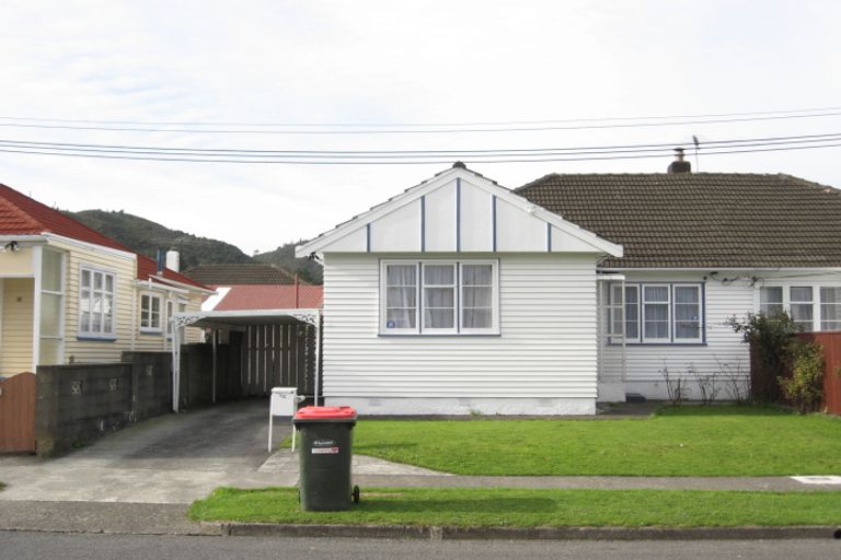 Photo of property in 10 Dempsey Street, Naenae, Lower Hutt, 5011