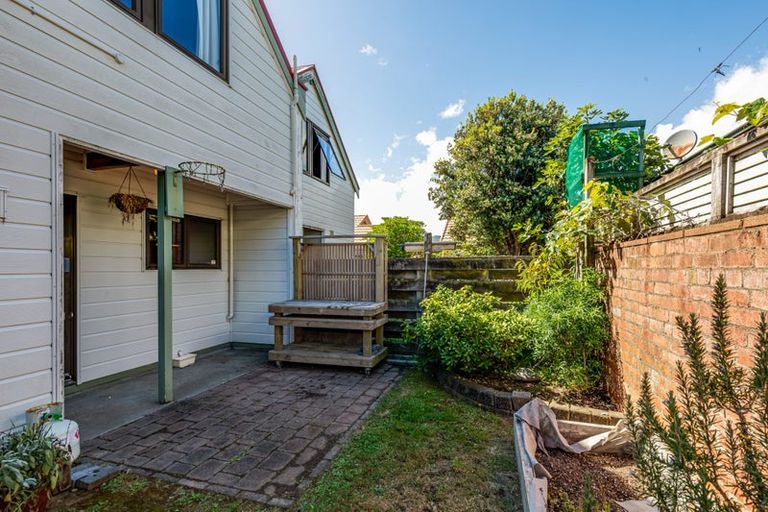 Photo of property in Princeton Gardens, 12/58 Cuba Street, Petone, Lower Hutt, 5012