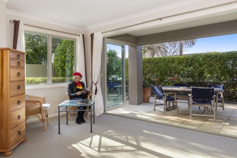 Photo of property in 7/235 Devonport Road, Tauranga, 3110