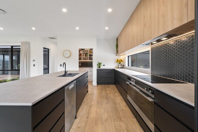 Photo of property in 6 Dickins Lane, Aokautere, Palmerston North, 4471