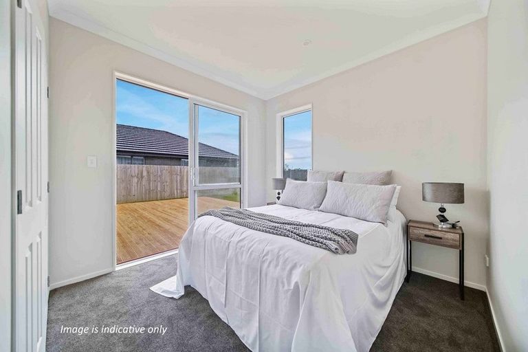 Photo of property in 16 Huahua Crescent, Papakura, 2110