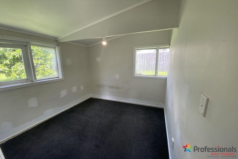 Photo of property in 9 Malmo Place, Manurewa, Auckland, 2102
