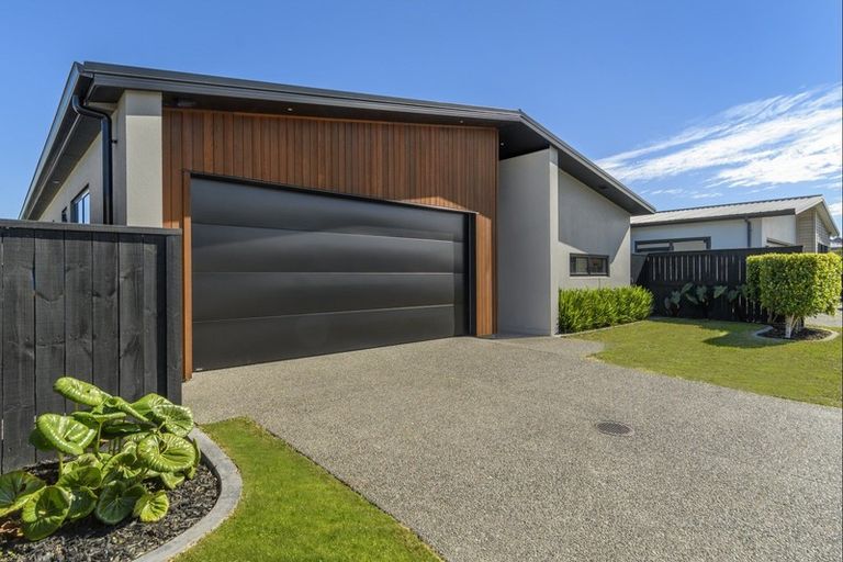 Photo of property in 45 Franks Way, Papamoa Beach, Papamoa, 3118