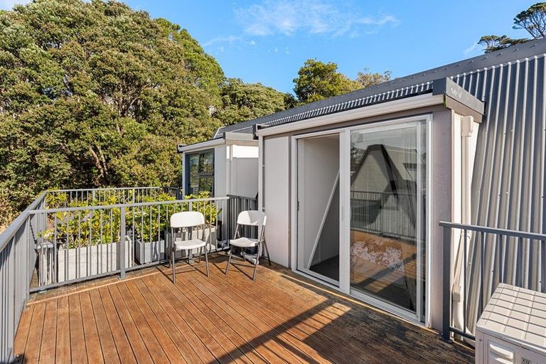 Photo of property in Sherwood Mews, 28n Bidwill Street, Mount Cook, Wellington, 6021