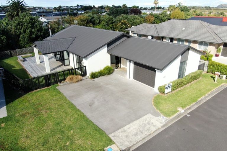 Photo of property in 26 Reel Road, Athenree, Waihi Beach, 3611
