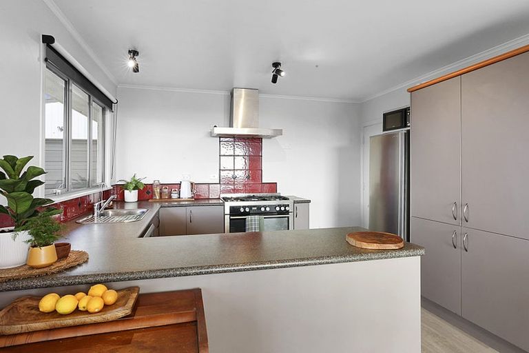 Photo of property in 1467 Mangorei Road, Mangorei, New Plymouth, 4371