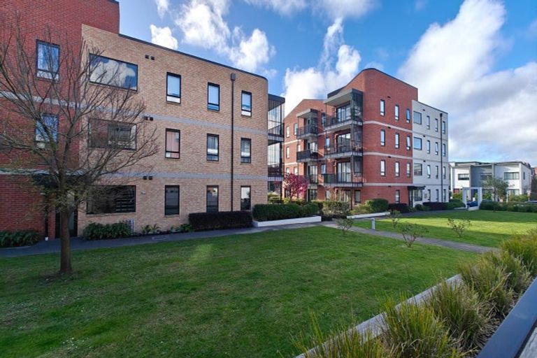 Photo of property in 207/81 Mapou Road, Hobsonville, Auckland, 0616