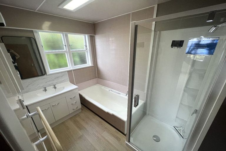 Photo of property in 16 Benares Street, Khandallah, Wellington, 6035