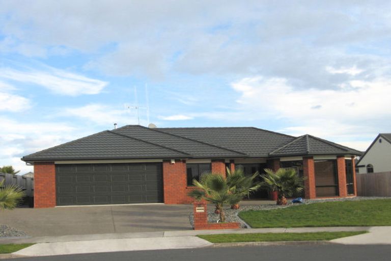 Photo of property in 23 Cranbrook Place, Rototuna North, Hamilton, 3210