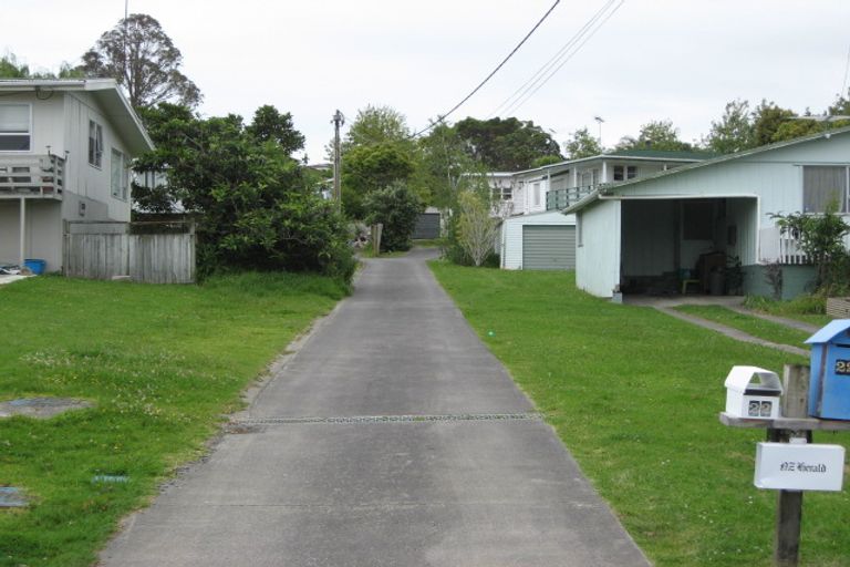 Photo of property in 22a Sundown Avenue, Manly, Whangaparaoa, 0930