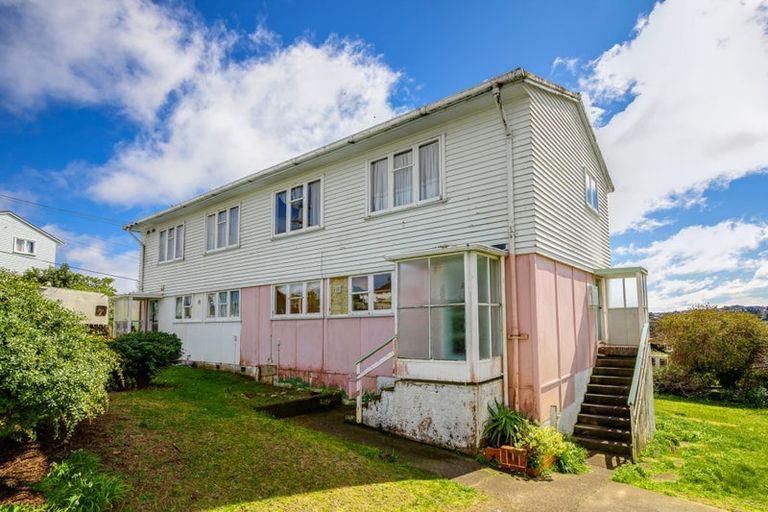 Photo of property in 71-73 Leicester Street, Cannons Creek, Porirua, 5024