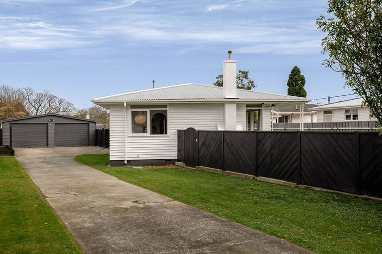 Photo of property in 98 Maxwells Line, Awapuni, Palmerston North, 4412