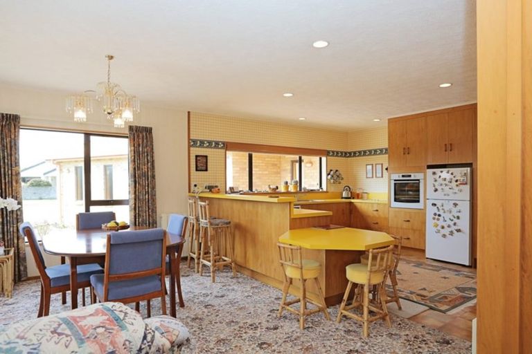 Photo of property in 4 Daley Place, Winton, 9720