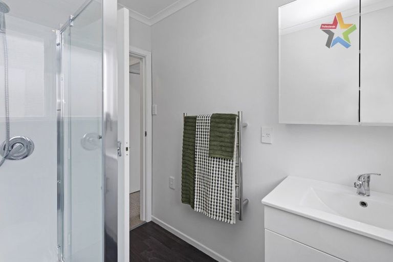 Photo of property in 1/50 Dyer Street, Epuni, Lower Hutt, 5011