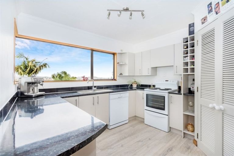 Photo of property in 4 Saint Andrews Place, Te Kamo, Whangarei, 0112