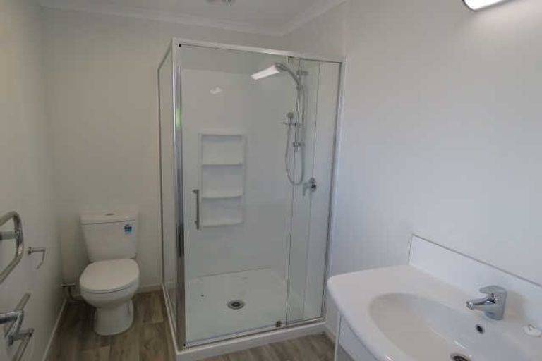 Photo of property in 4/50 Banbury Crescent, Fairfield, Hamilton, 3214