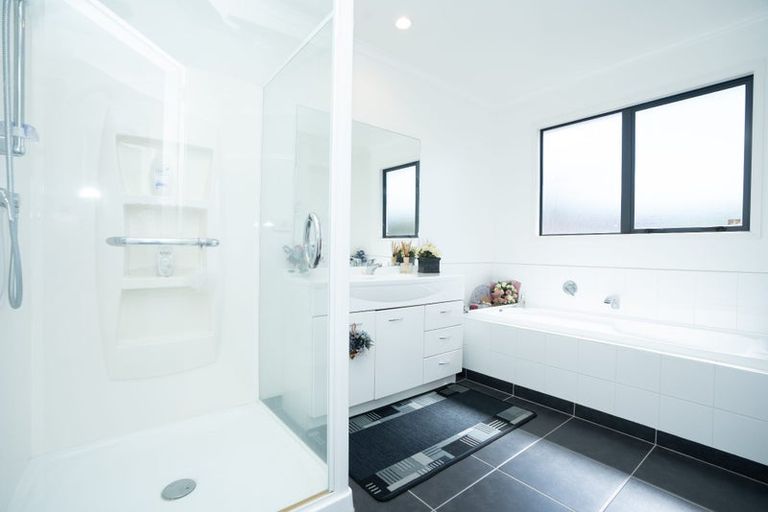 Photo of property in 49 Stoneleigh Drive, Chartwell, Hamilton, 3210