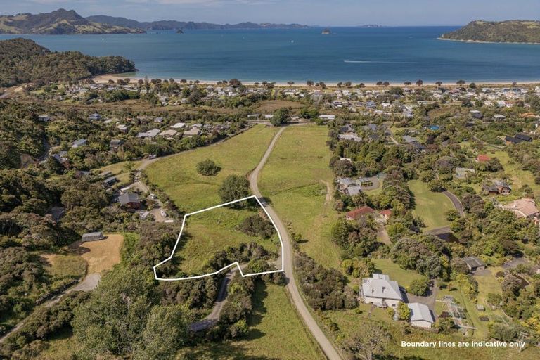 Photo of property in 32 Ara Mata, Cooks Beach, Whitianga, 3591