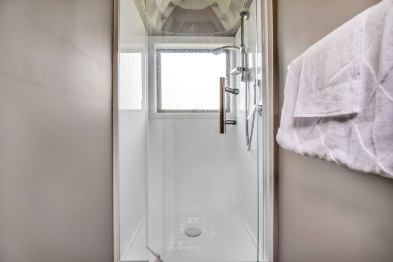 Photo of property in 9 Wilfred Street, St Andrews, Hamilton, 3200