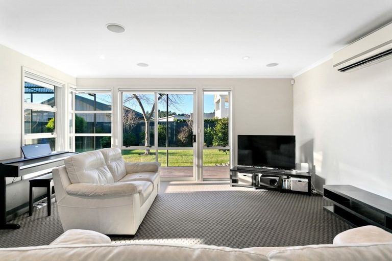 Photo of property in 4 Ernest Kemp Rise, Wharewaka, Taupo, 3330