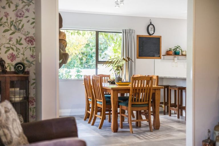 Photo of property in 26 Ngatiawa Road, Reikorangi, Waikanae, 5391