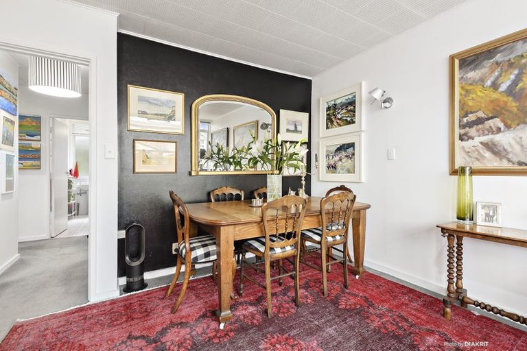 Photo of property in 44 Majoribanks Street, Mount Victoria, Wellington, 6011