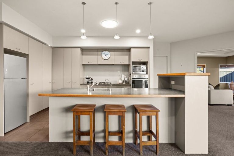 Photo of property in 16 Akaroa Road, Poraiti, Napier, 4112