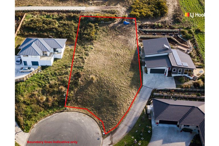 Photo of property in 18 Glendermid Close, Sawyers Bay, Port Chalmers, 9023