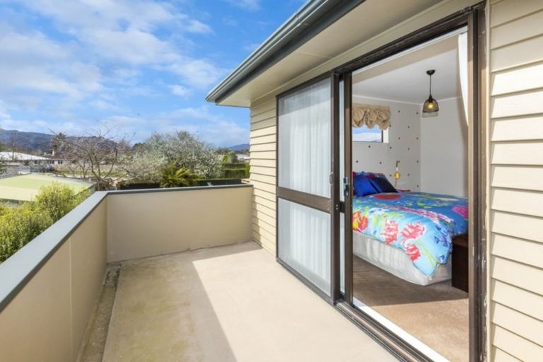 Photo of property in 60 Brentwood Street, Trentham, Upper Hutt, 5018