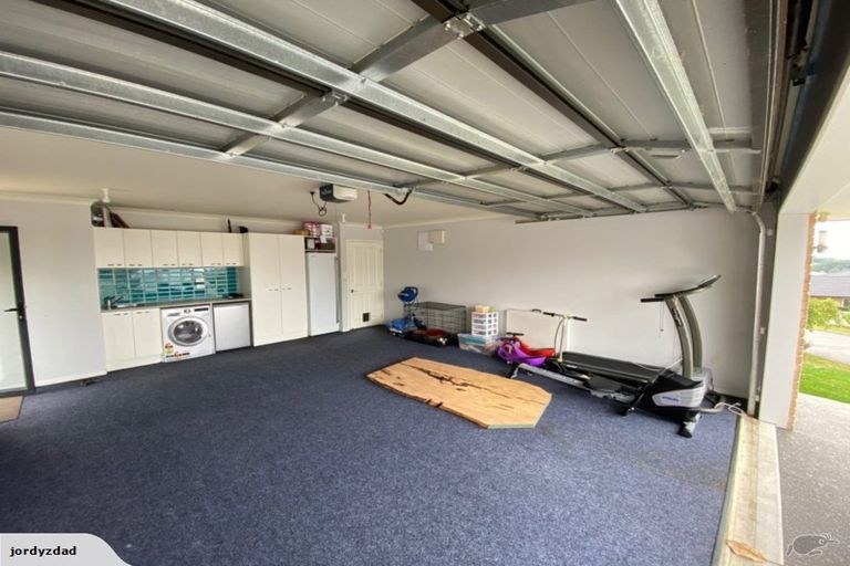 Photo of property in 16 Tokerau Crescent, Pukekohe, 2120