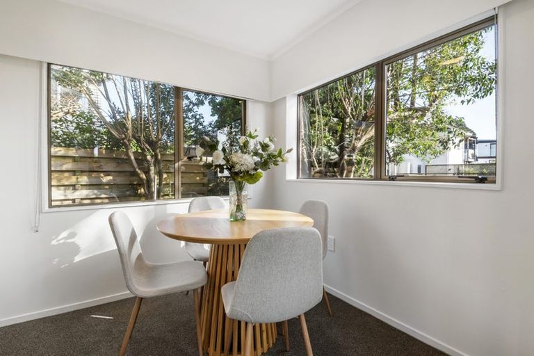 Photo of property in 1/193 East Coast Road, Castor Bay, Auckland, 0620