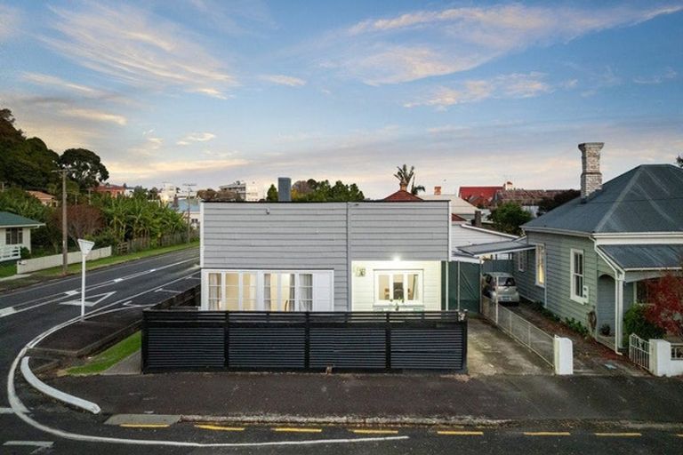 Photo of property in 604 Cochrane Street, Thames, 3500